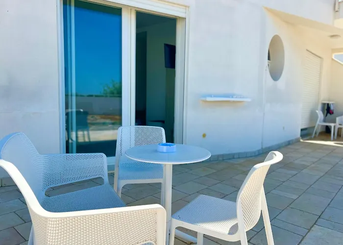 Sandy בית הארחה